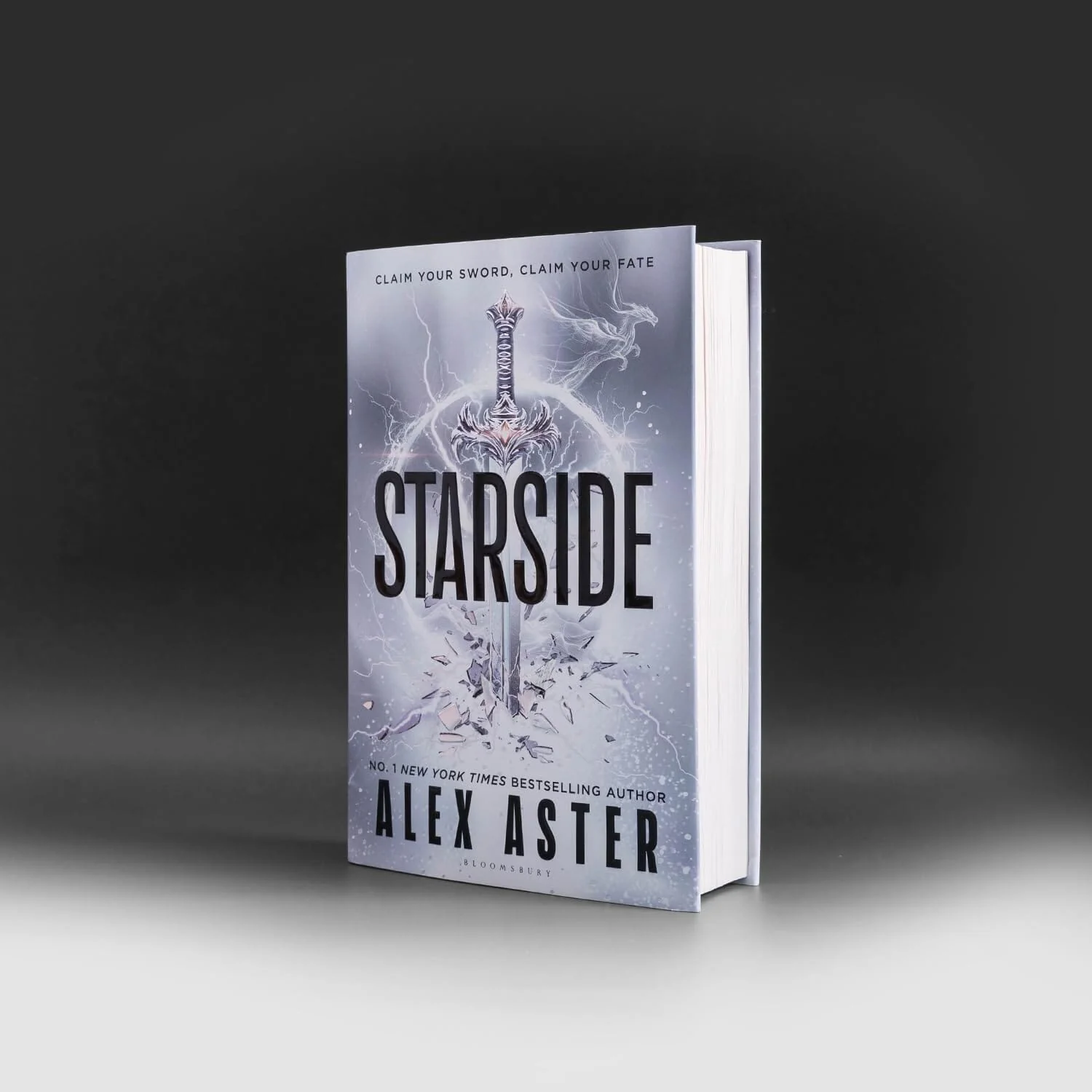 Starside: The unmissable adult romantasy debut by Alex Aster - Fiction - Hardback - Image 9